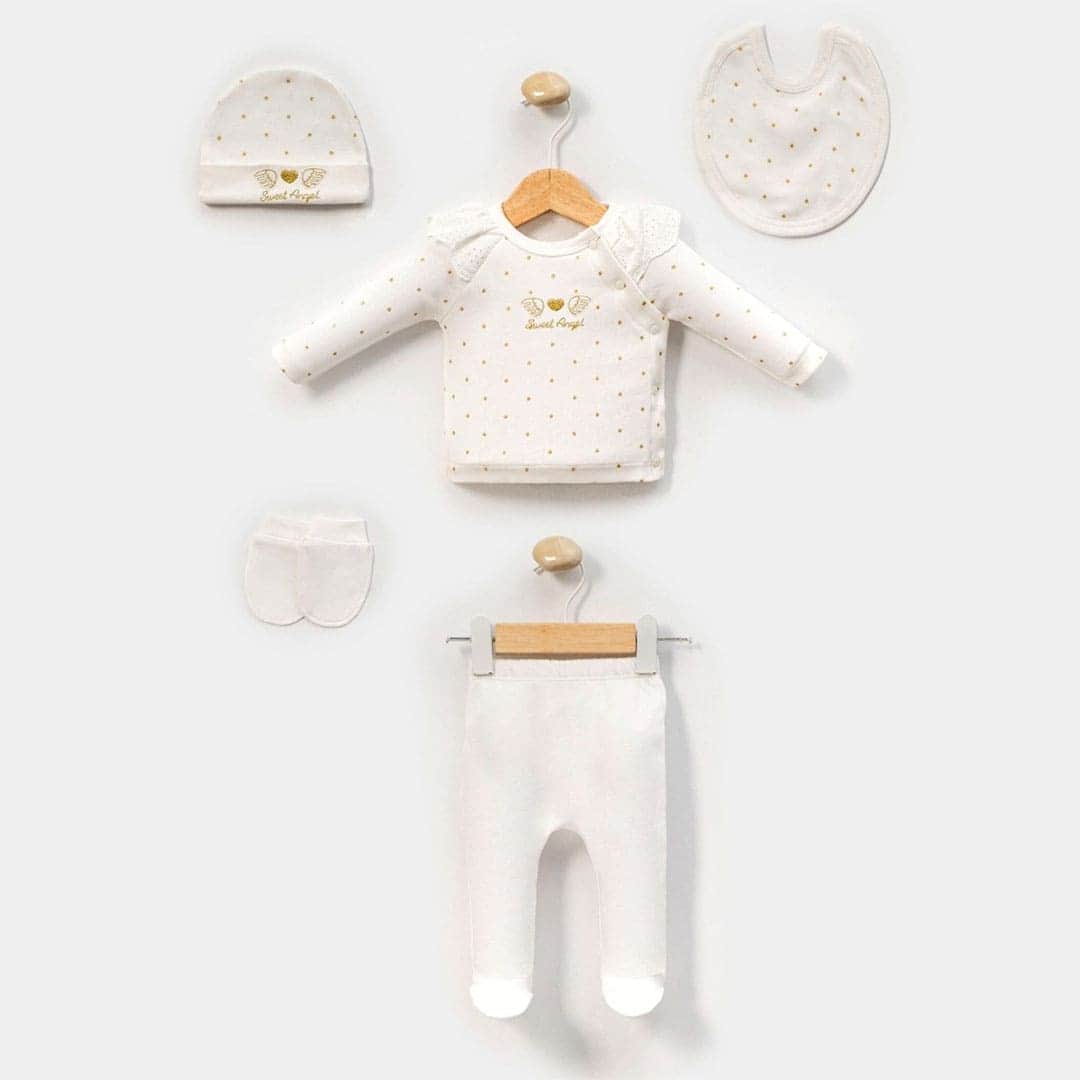 σετ δώρου για νεογέννητο κορίτσι εκρού με σκουφάκι και σαλιάρα