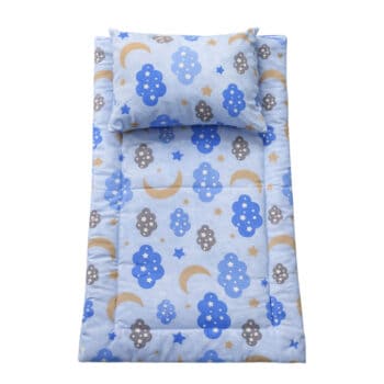 Στρωματάκι αλλαξιέρας μωρού μπλε με σύννεφα και μαξιλαράκι